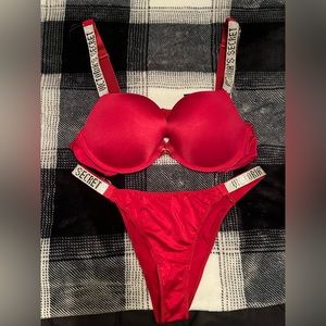 Victoria’s Secret Bra & Panty Set